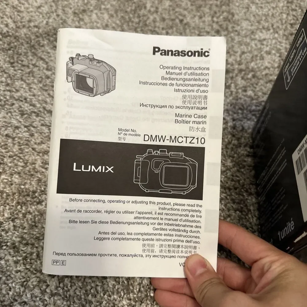 PANASONIC DMW-MCTZ10 Waterproof Underwater Marine Case Lumix DMC-TZ10 Open Box
